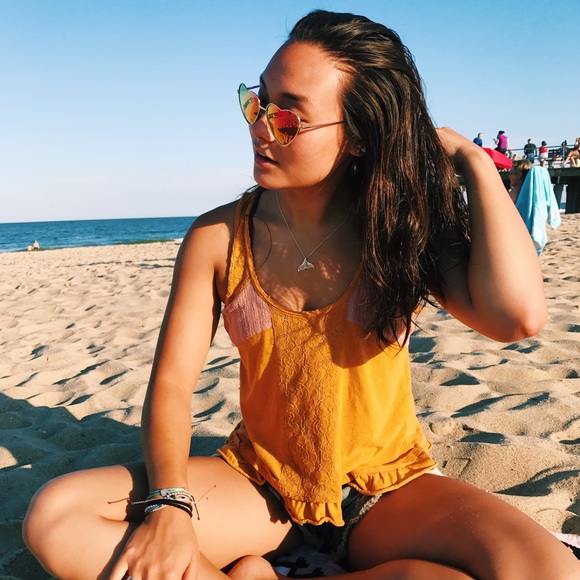 Meet your Posher, Amie - Picture 3 of 4